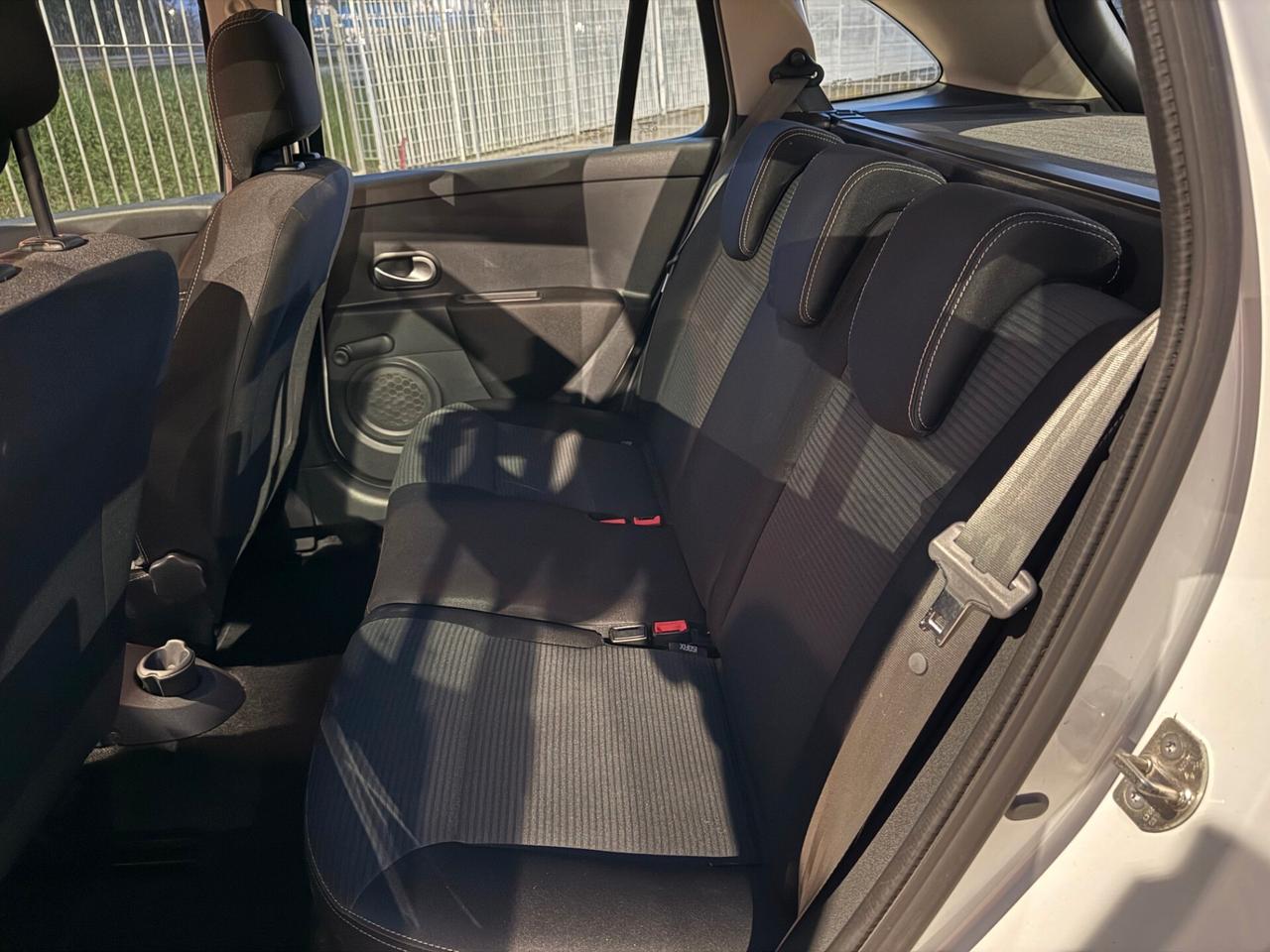 Renault Clio 1.2 16V TCE 105CV SporTour Live!