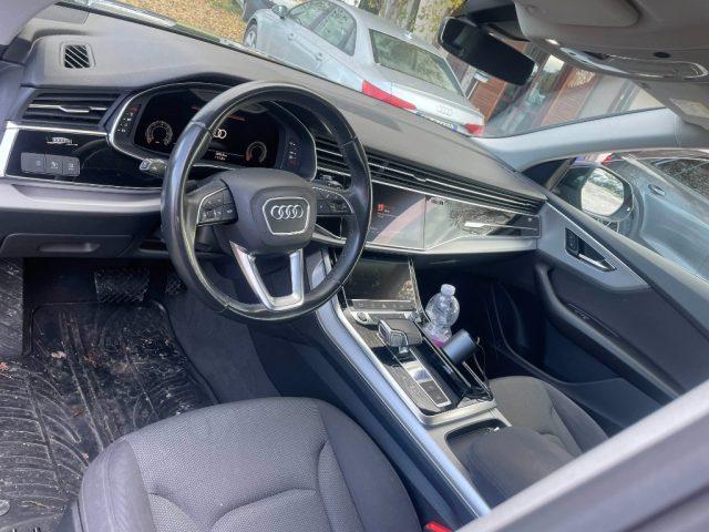 AUDI Q8 45 TDI quattro tiptronic Sport