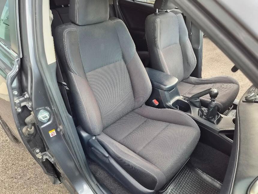 Toyota RAV 4 RAV4 2.0 D-4D 2WD Style