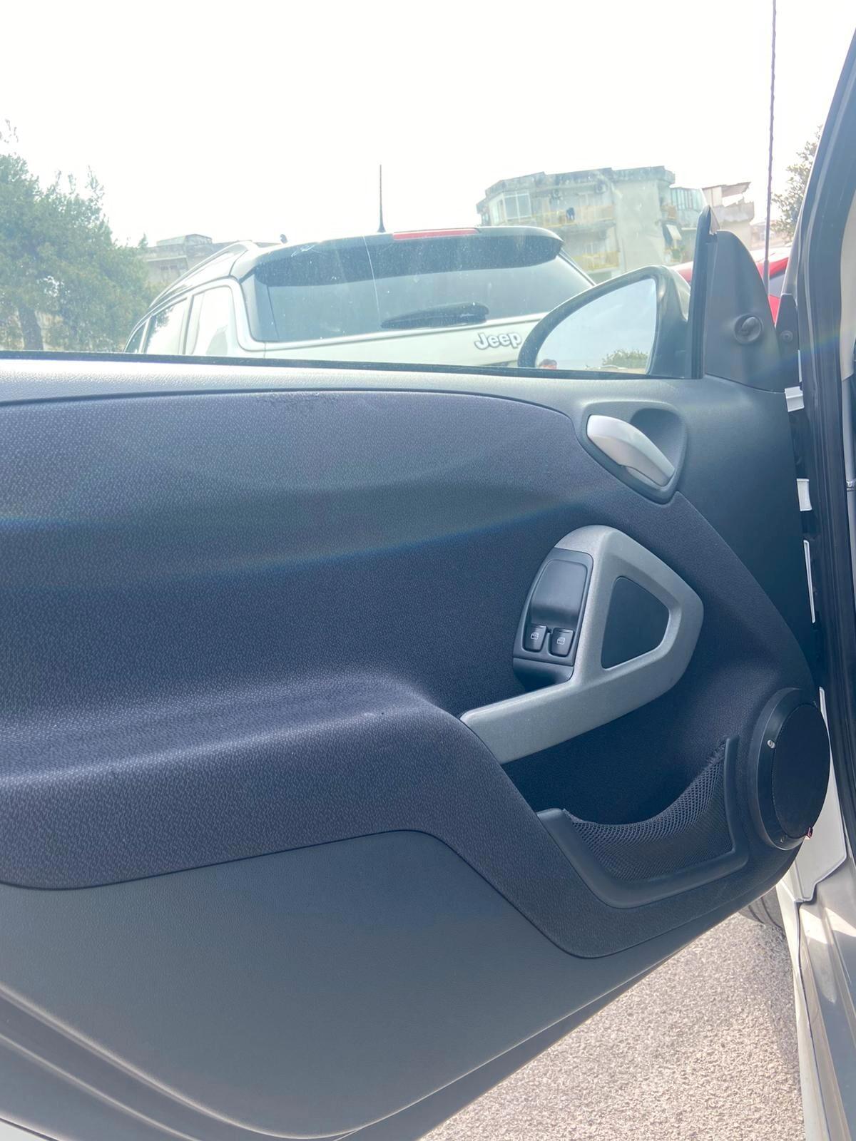 Smart ForTwo 1000 62 kW cabrio pulse