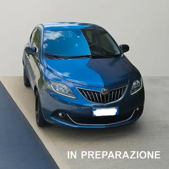 Lancia Ypsilon 1.0 FireFly 5 porte S&S Hybrid Ecochic Gold