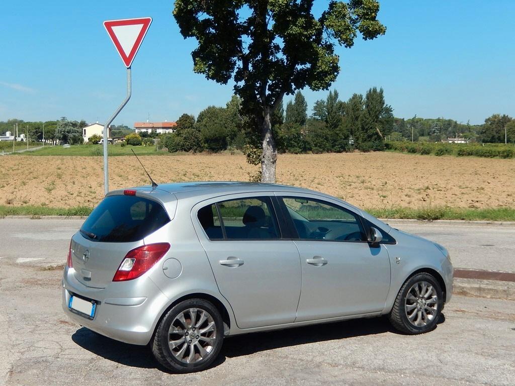 OPEL CORSA D 1.2 benzina -UNICO PROPRIETARIO