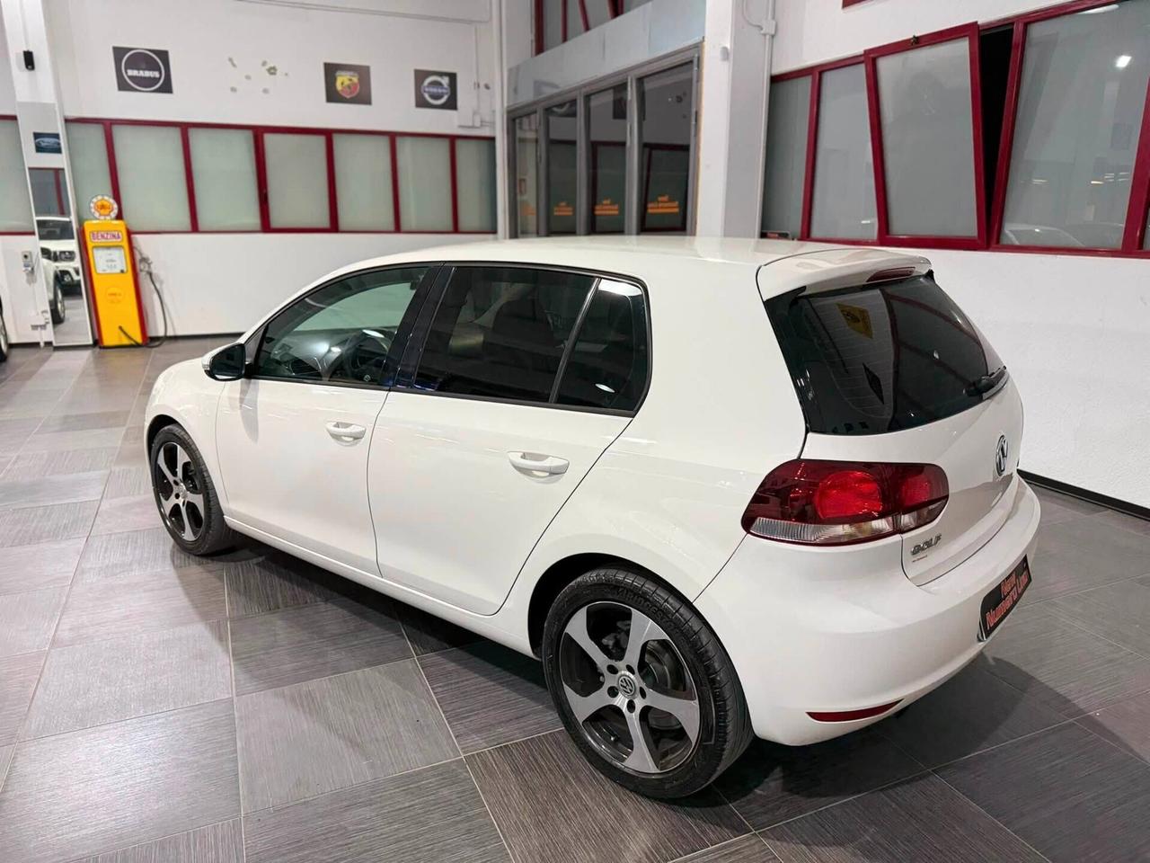 Volkswagen Golf 1.6 TDI DPF 3p. Highline