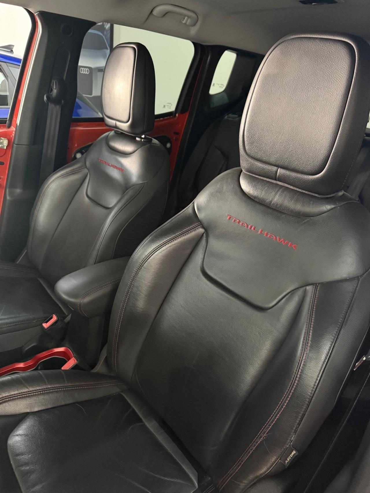 Jeep Renegade 2.0 Mjt 170CV 4WD Active Drive Low Trailhawk