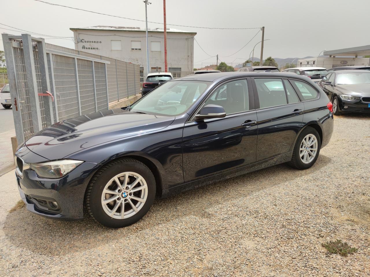 Bmw Serie 318d Touring Business Advantage aut.