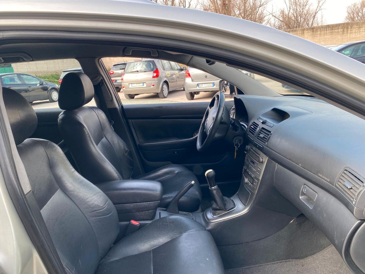 Toyota Avensis 2.0 tdi 115cv full opt sw 2003