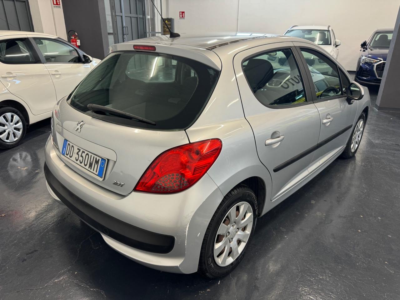 Peugeot 207 1.4 HDi 70CV KM REALI! AFFARE!!