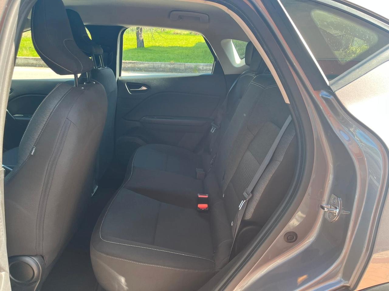 Renault Captur Blue dCi 115 CV EDC Business