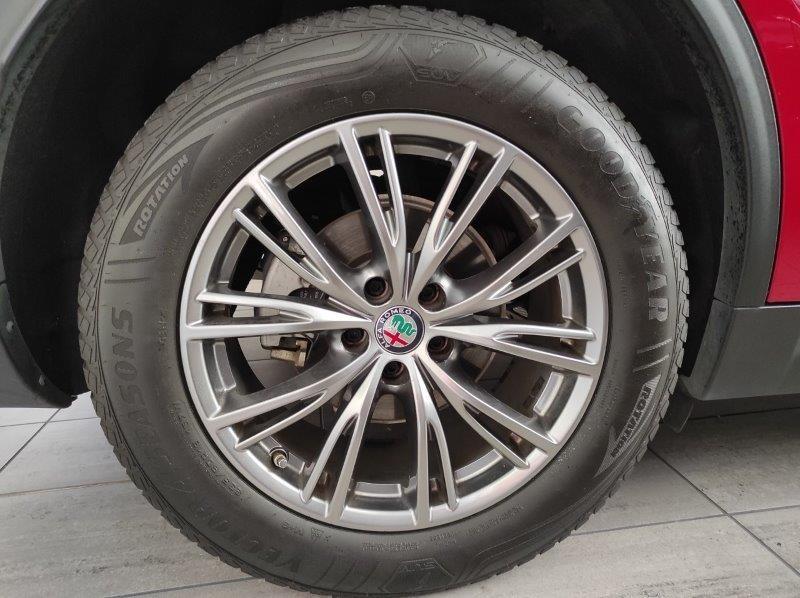 ALFA ROMEO Stelvio - Stelvio 2.2 Turbodiesel 180 CV AT8 Q4 Executive