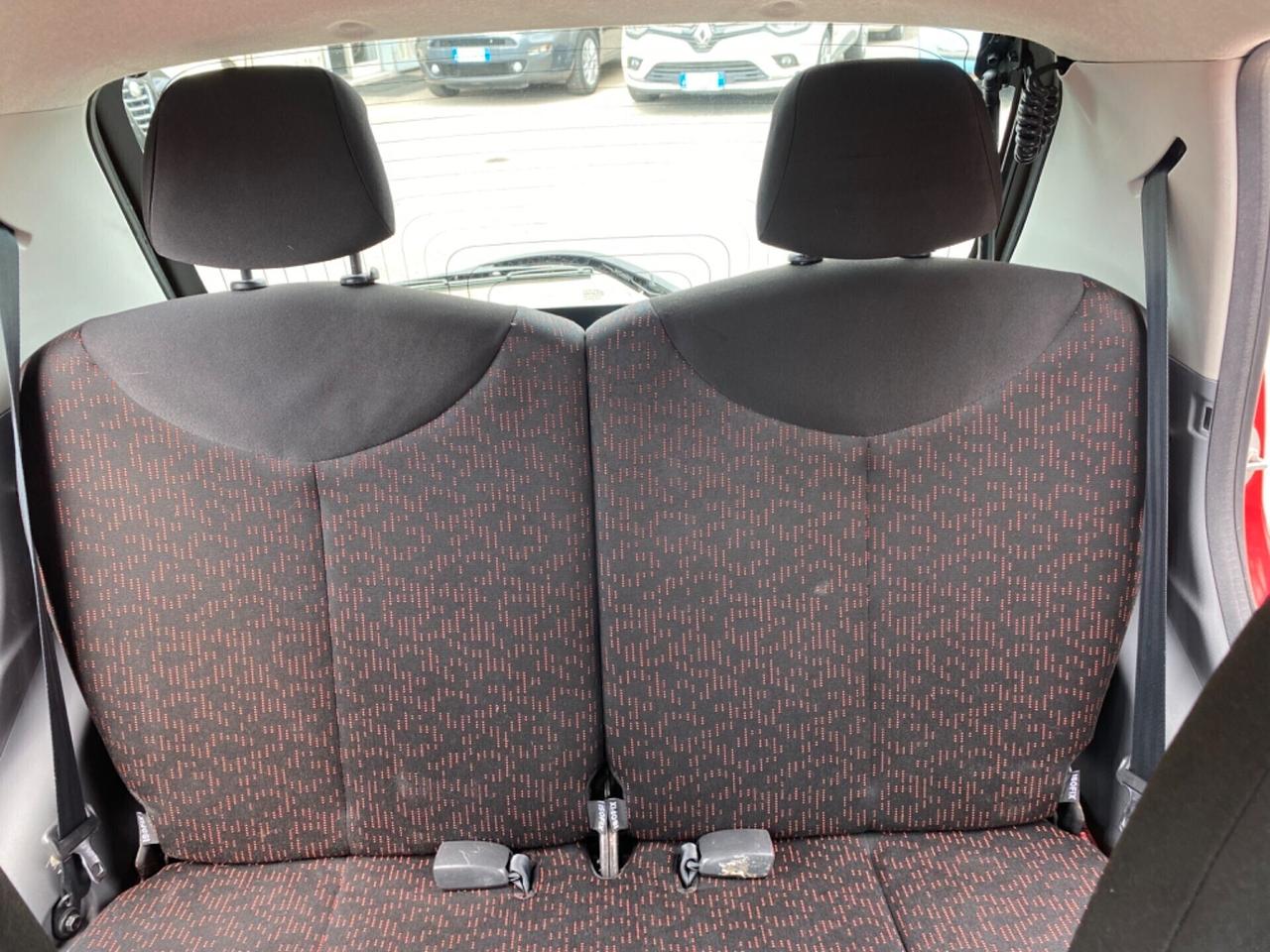 Peugeot 107 1.0 68CV 5p. Sweet Years