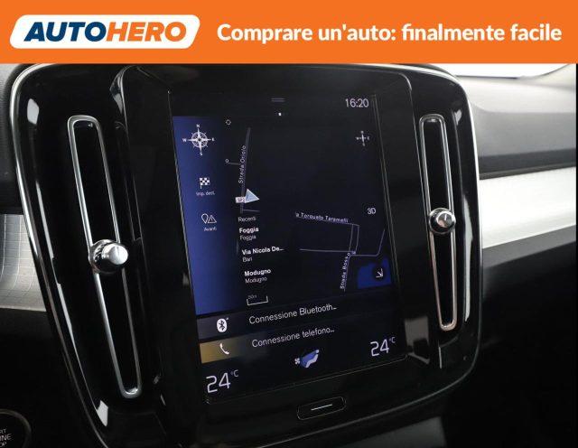 VOLVO XC40 D4 AWD Geartronic Momentum