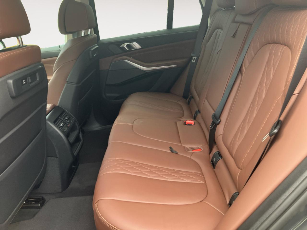 BMW X5 xdrive30d mhev 48V xLine auto