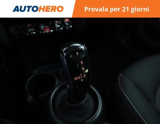 MINI Cooper 1.5 Cooper Essential 5 porte