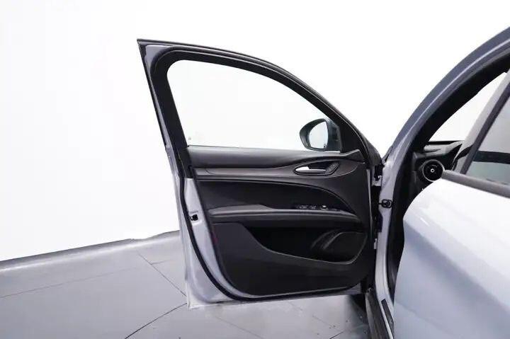 Alfa Romeo Stelvio 2.2 Turbodiesel 160 CV AT8 SPRINT