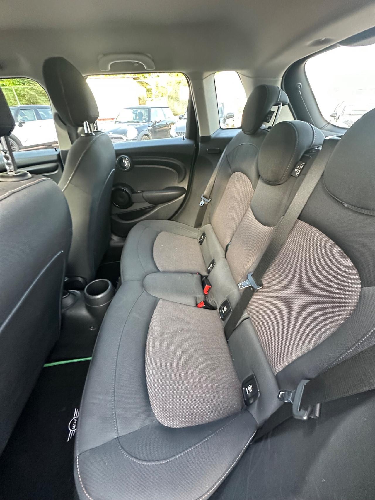 Mini 1.5 Cooper D Hype