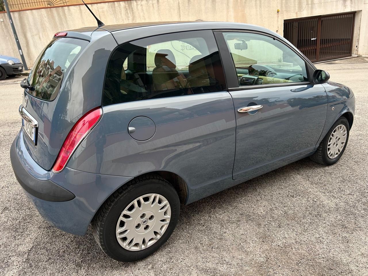 Lancia Ypsilon 1.2 benz. Ideale per neopatentati