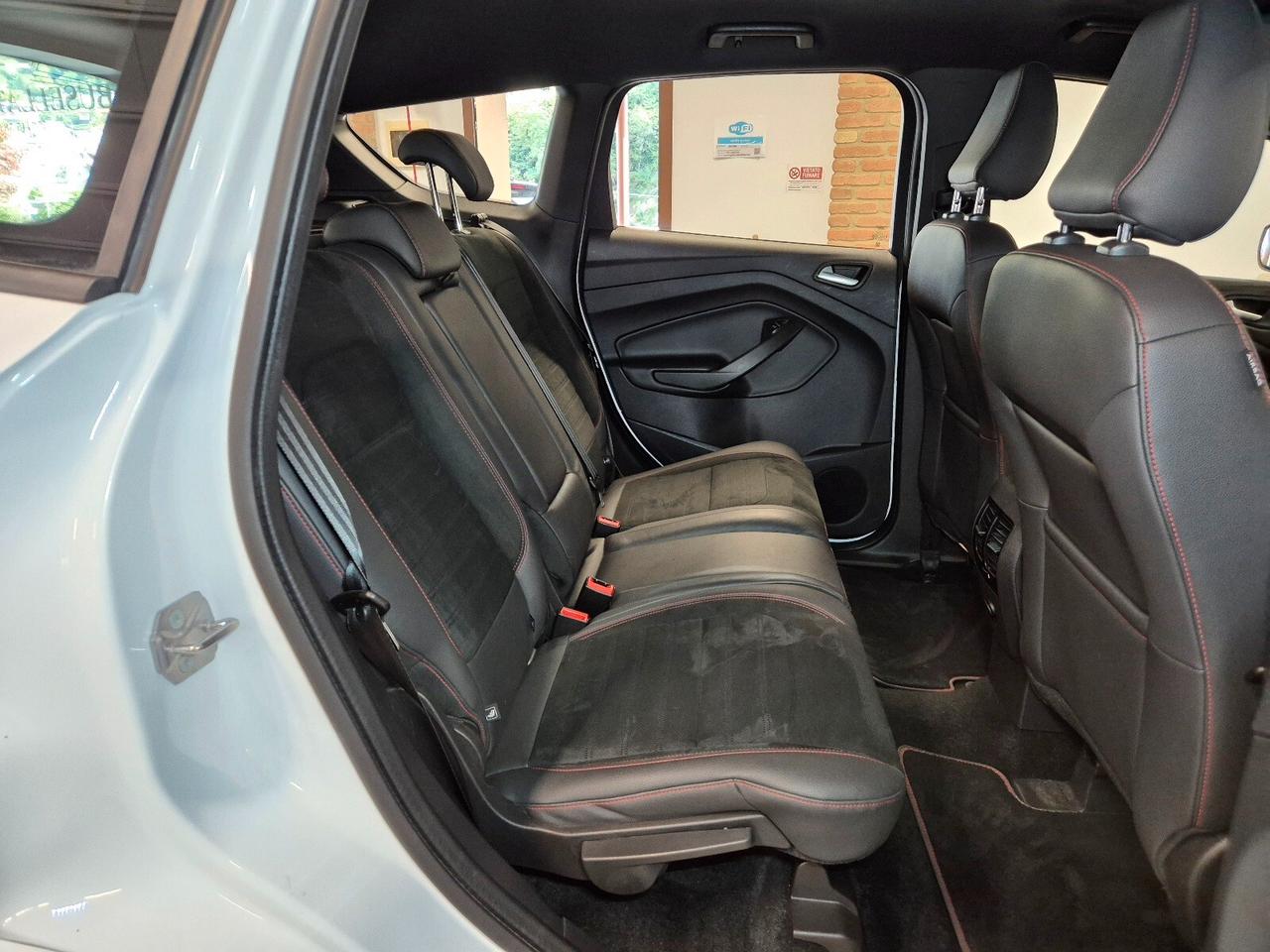 Ford Kuga 2.0 TDCI 120 CV S&S 2WD ST-Line