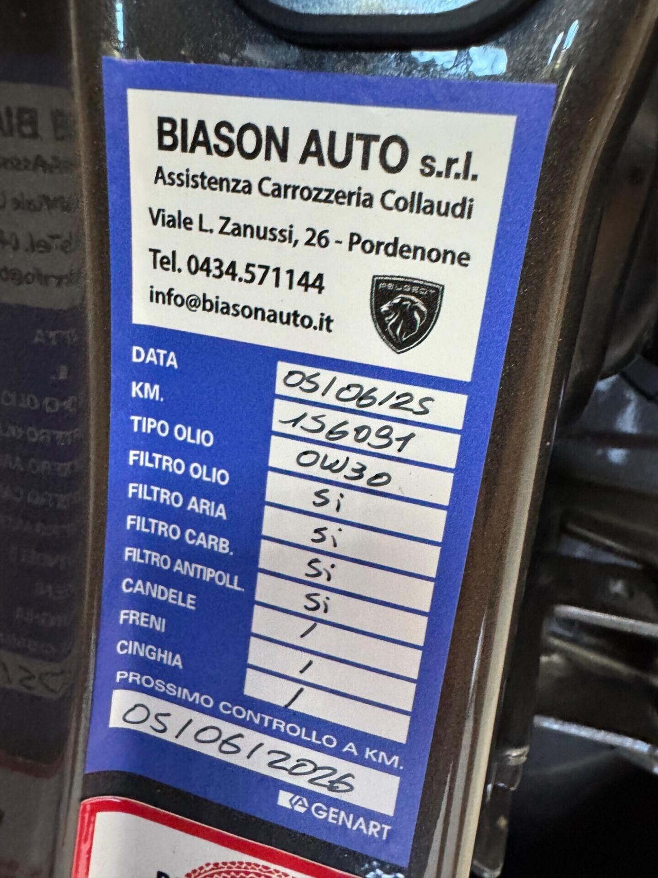 Peugeot 2008 BlueHDi 100 Allure