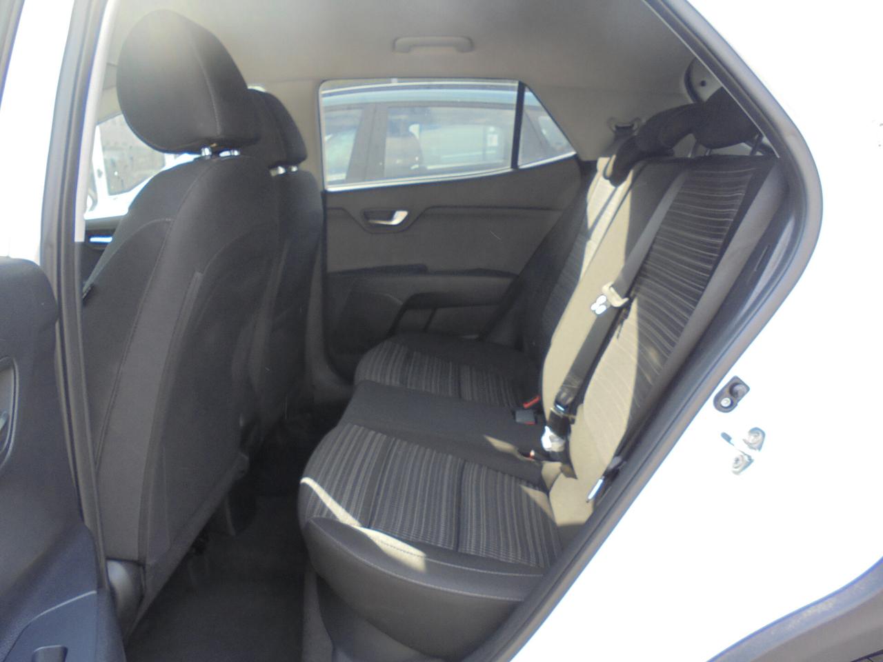 Kia Stonic 1.0 T-GDi 100 CV MHEV MT Style