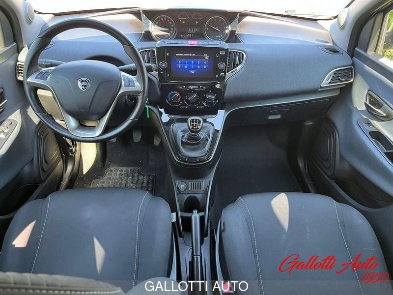 Lancia Ypsilon 1.0 FireFly 70cv S&S Hybrid GOLD