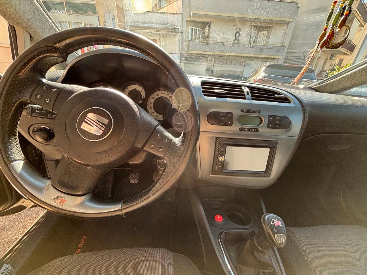 Seat Leon 2.0 TDI DPF FR