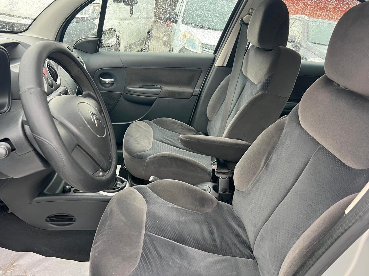 Citroen C3 1.1 airdream Gold by Pinko