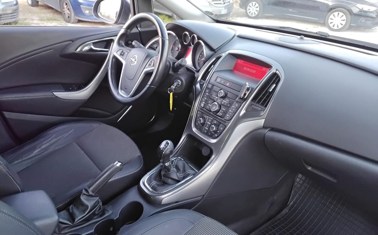 Opel Astra 1.7 CDTI 110CV Sports Tourer Cosmo