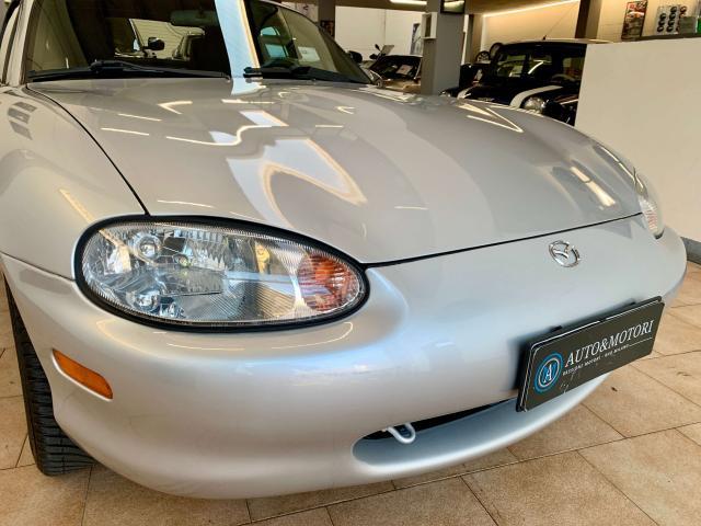 Mazda MX-5 MX-5 NB 1.6i 16v