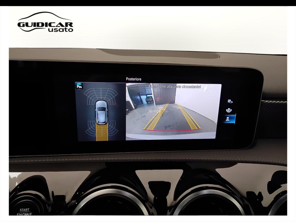 Mercedes-Benz Classe A - W177 2018 - A 180 d Sport auto