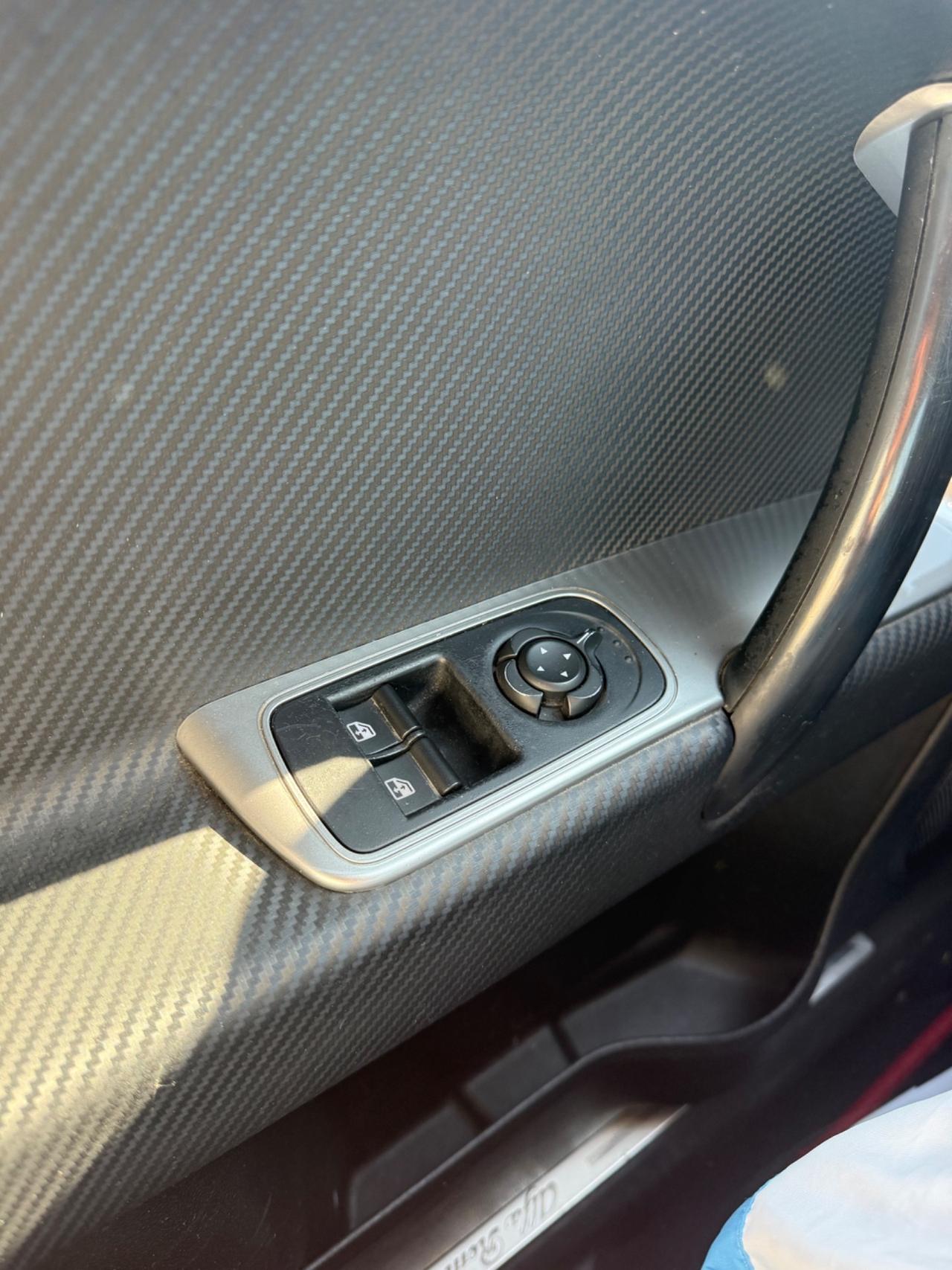 Alfa Romeo MiTo 1.6 JTDm 16V Distinctive Sport Pack