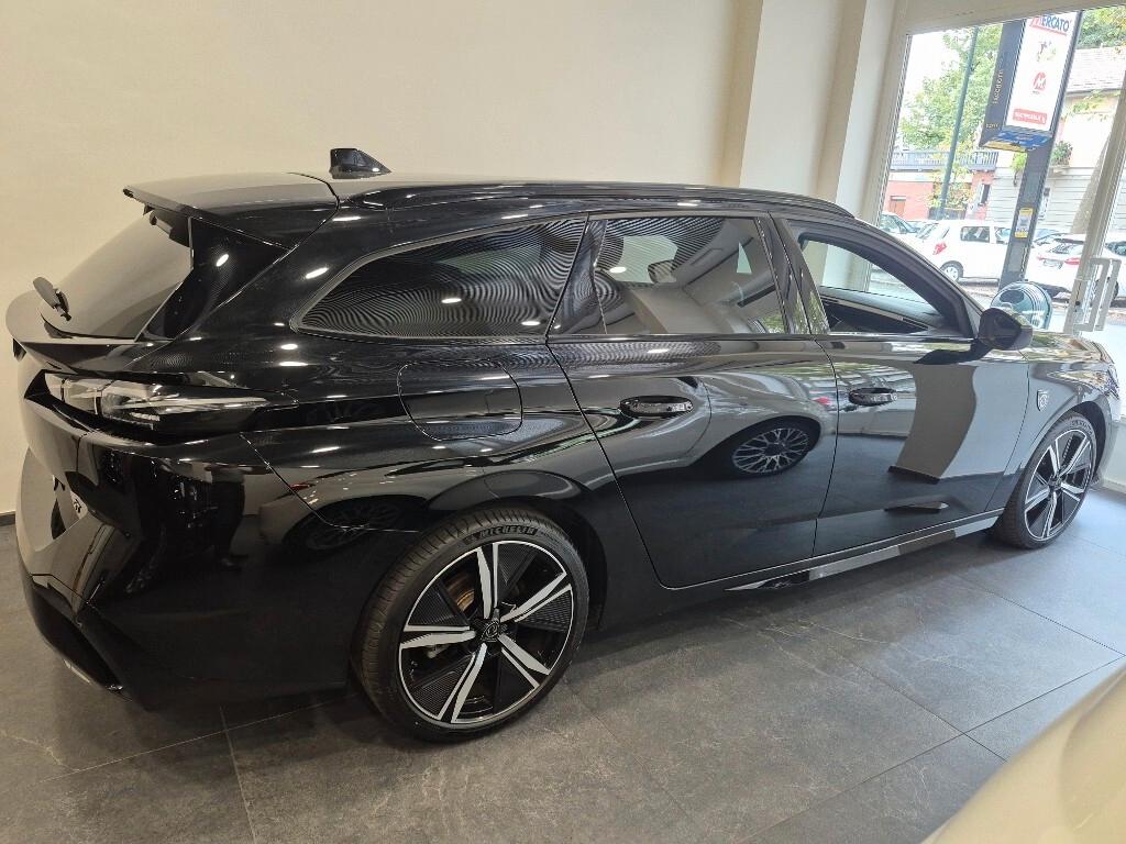 Peugeot 308 PureTech Turbo 130 S&S EAT8 SW GT