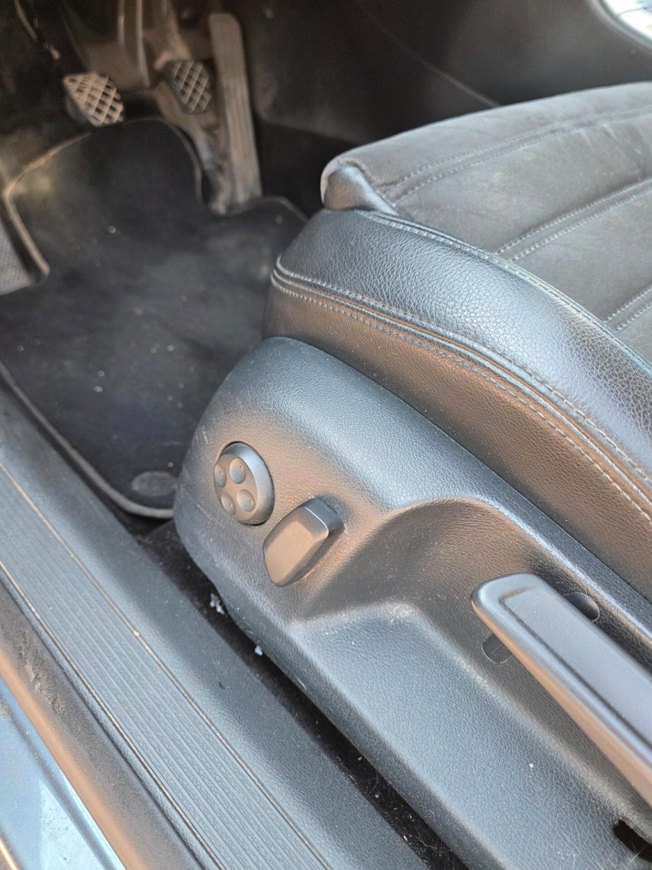 Volkswagen Passat 2.0 TDI DPF Var. Highline