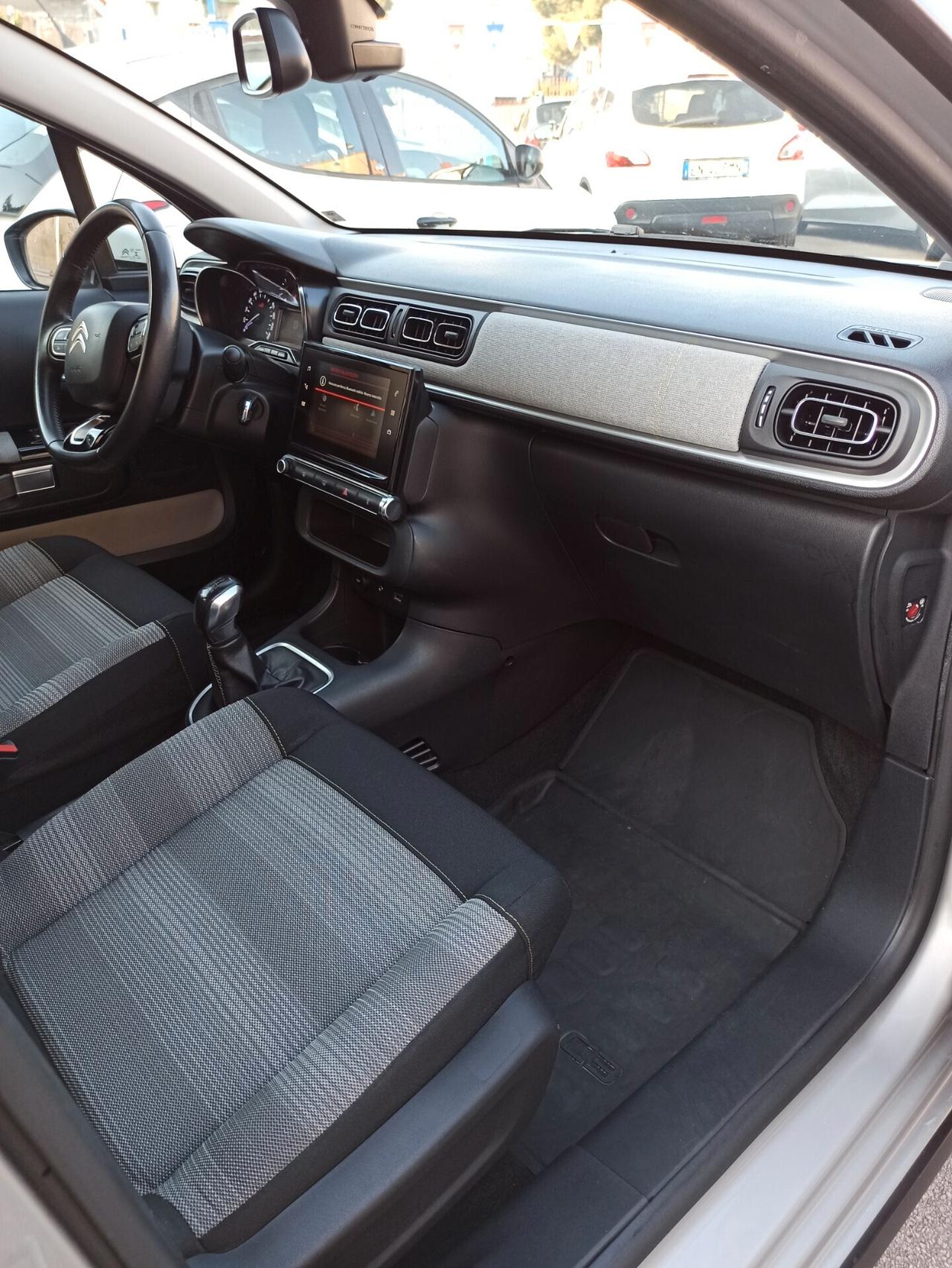 Citroen C3 PureTech 82 cv Shine Benzina