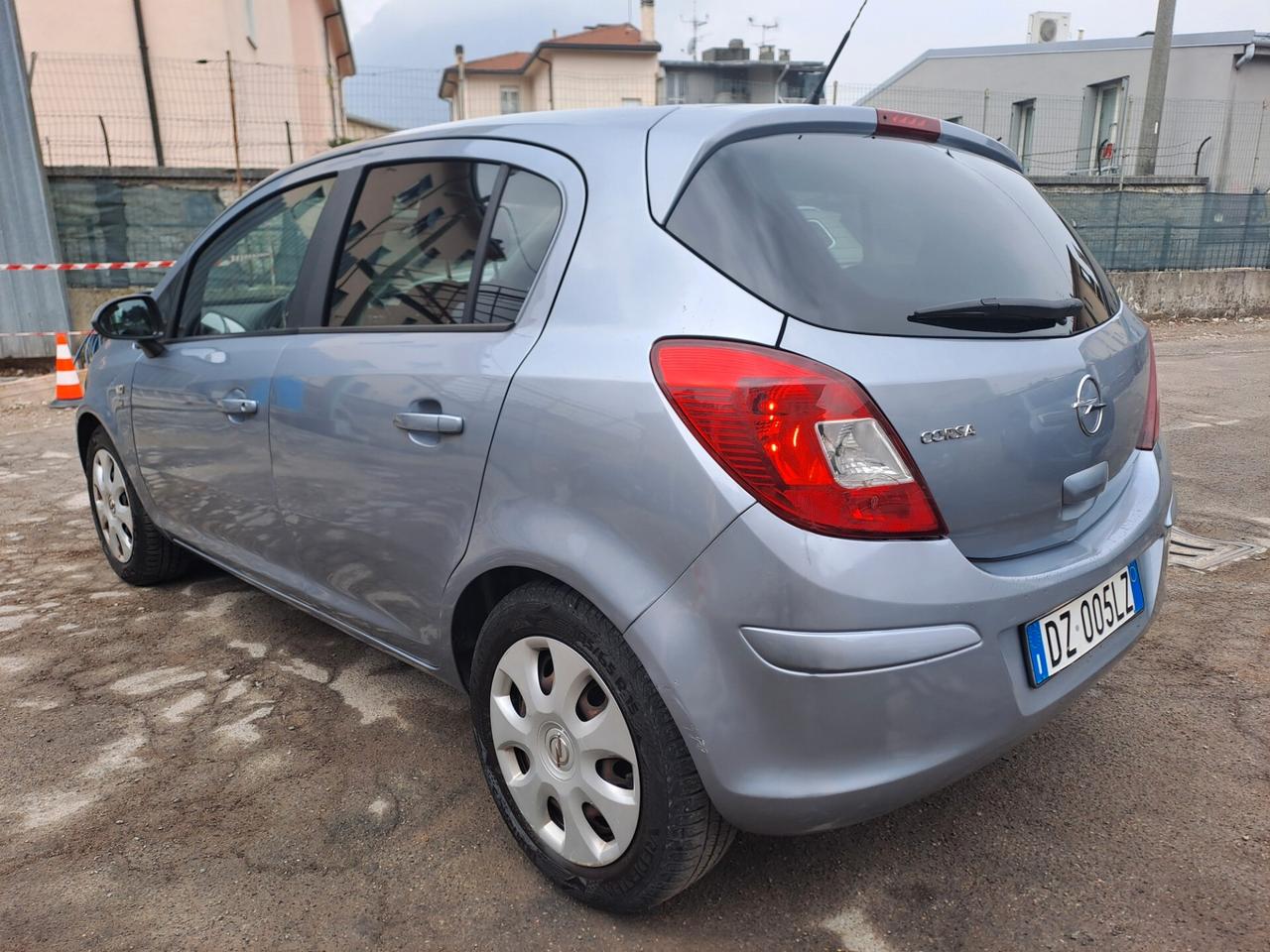OPEL CORSA 1.2 BENZINA *OK NEOPATENTATI* E5