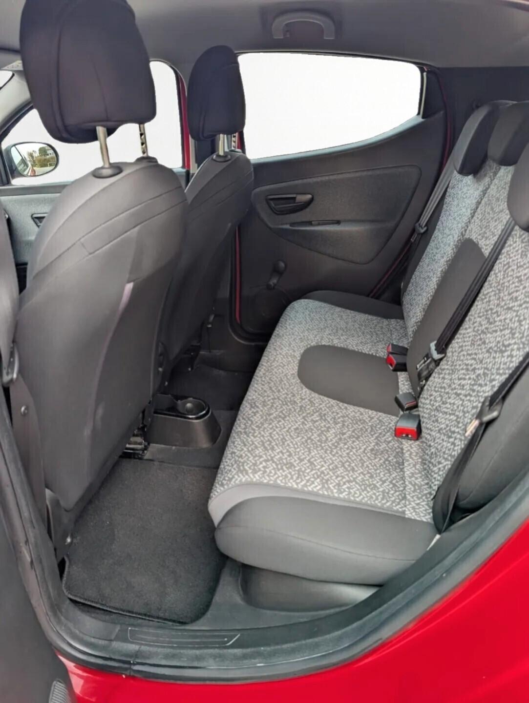 Lancia Ypsilon 1.2 69 CV 5 porte *GPL CASAMADRE*