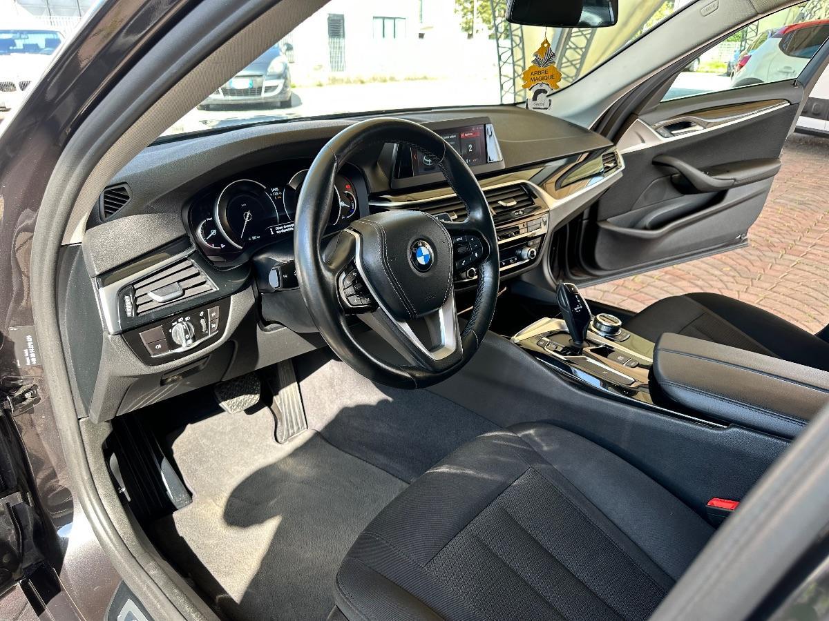 BMW - Serie 5 Touring - 520d X-Drive Touring Luxury