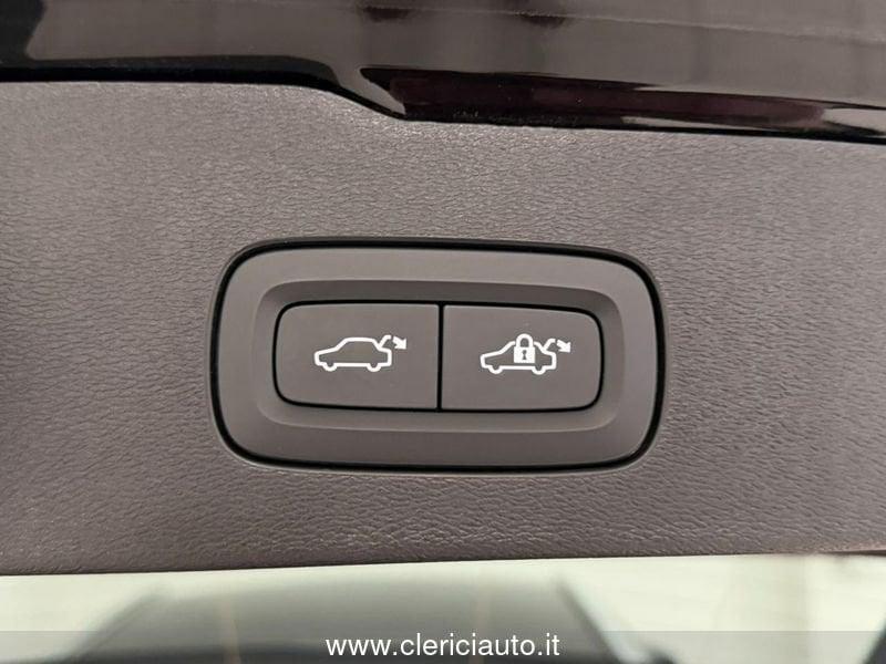 Volvo V60 Cross Country B4 (d) AWD automatico Plus