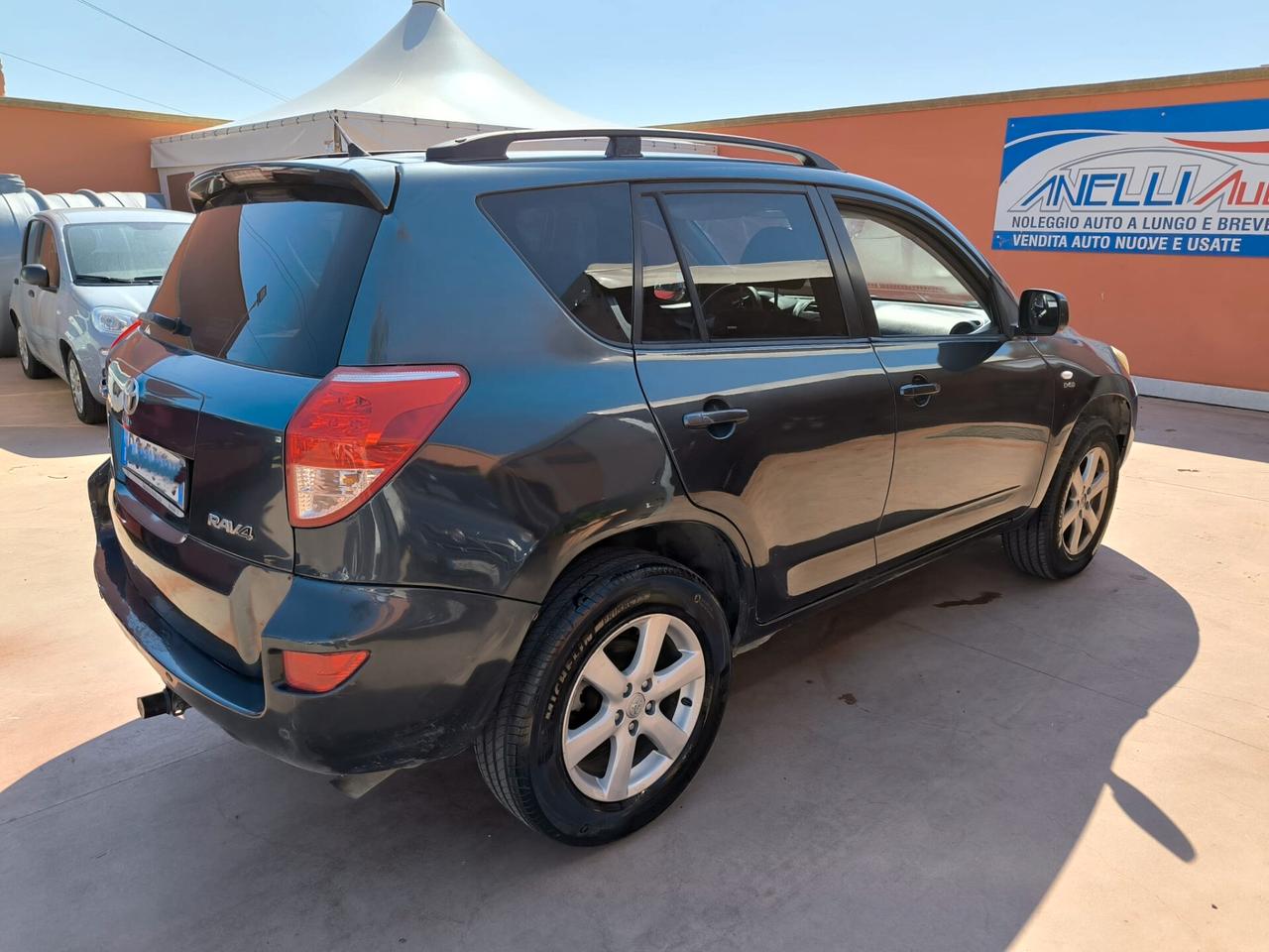 Toyota RAV 4 2.2 D-4D 136 CV DPF Luxury