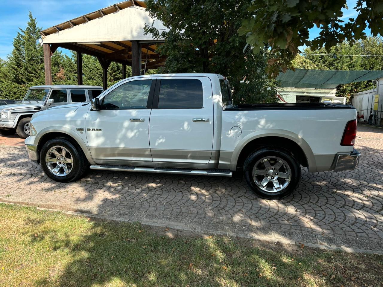 DODGE RAM 5.7 LARAMIE 4X4 GPL AUTOCARRO BELLISSIMO FULL FULL OPZIONAL PERMUTABILE