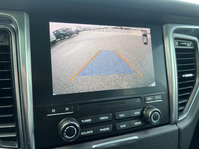 PORSCHE Macan Macan 2.0