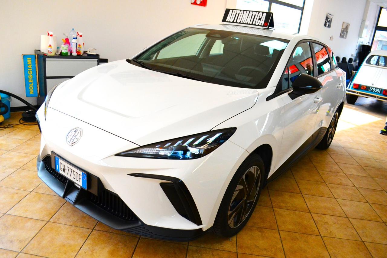 MG MG4 Electric 54KW 73CV 5p. Automatic NEOP. 2024