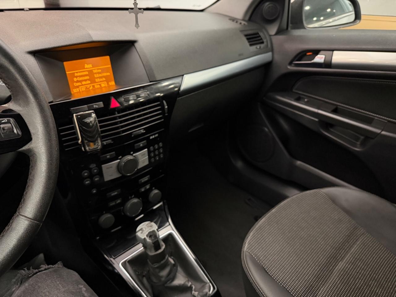 Opel Astra GTC 1.7 CDTI 101CV 3 porte Cosmo