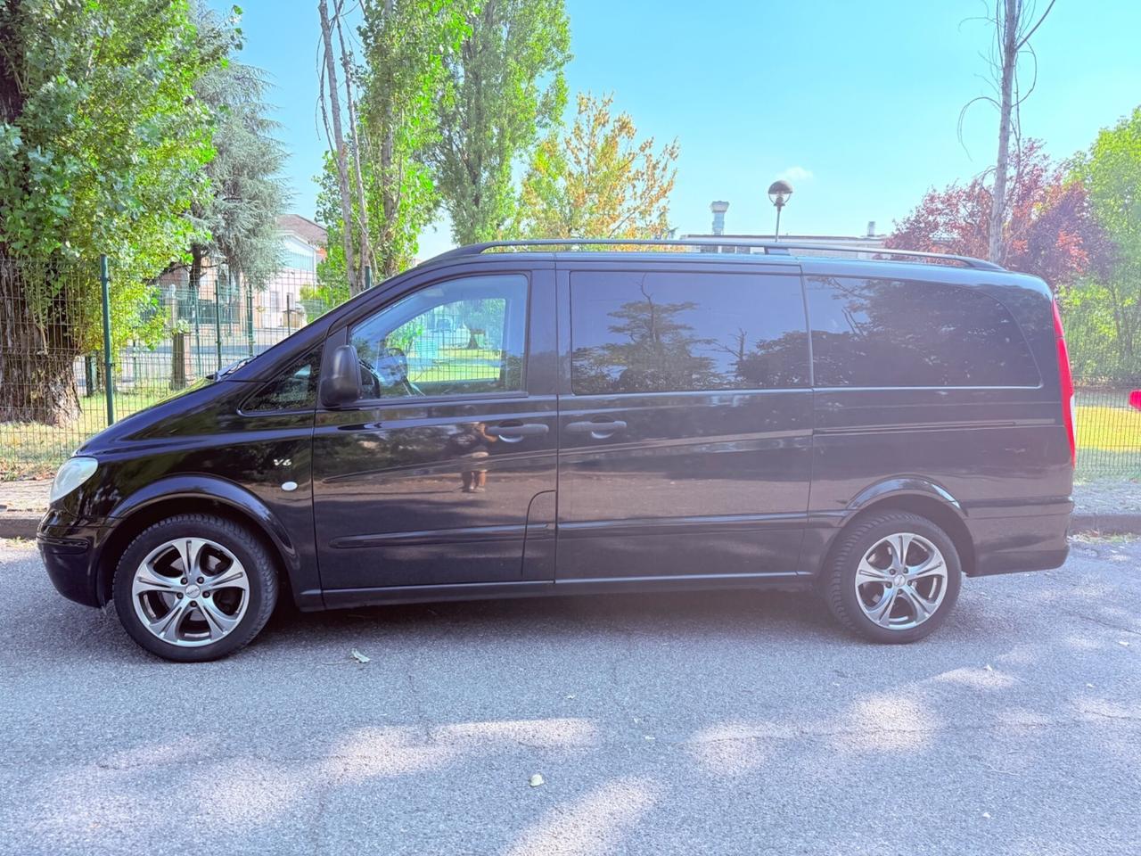 Mercedes-benz Vito 3.0 CDI - 9 POSTI OK PERMUTE !!