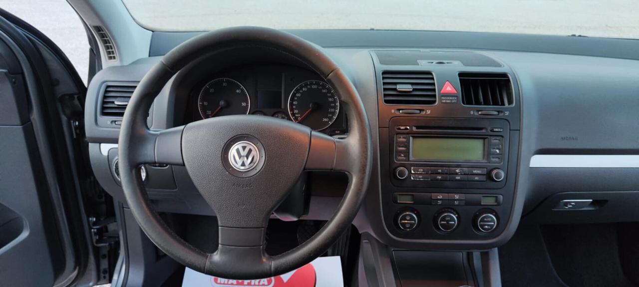 Volkswagen Golf 2.0 16V TDI 3p. Sportline