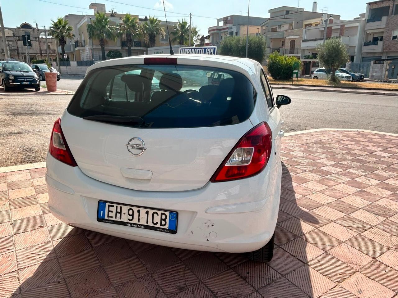 Opel Corsa 1.2 85CV 5 porte GPL-TECH Club