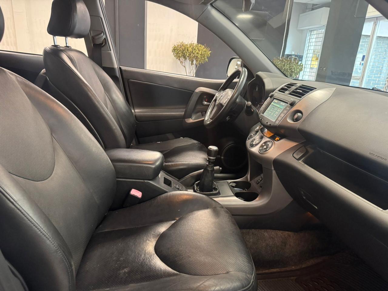 Toyota RAV 4 RAV4 2.2 D-4D 177 CV Luxury