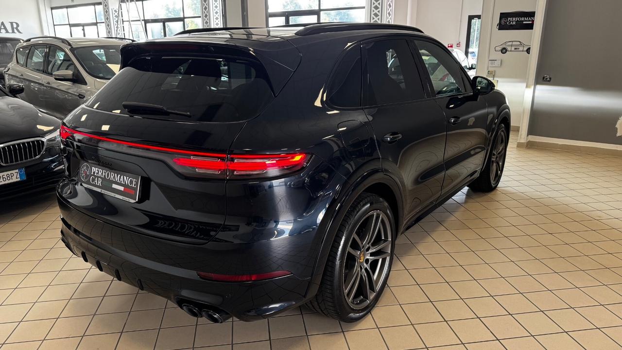 Porsche Cayenne 3.0 V6 Platinum Edition