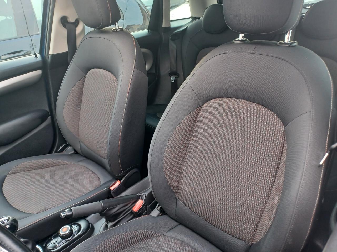 Mini 1.2 Benzina 5 porte Tetto PDC 2015
