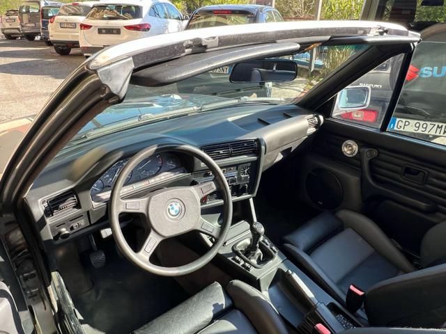 BMW 320 i Cabriolet