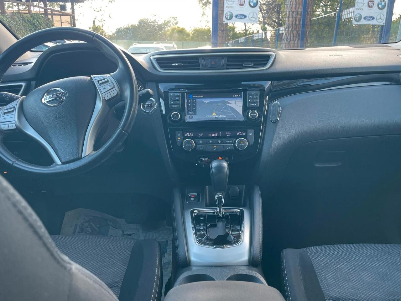 Nissan Qashqai 1.6 dCi 2WD N-Connecta aut